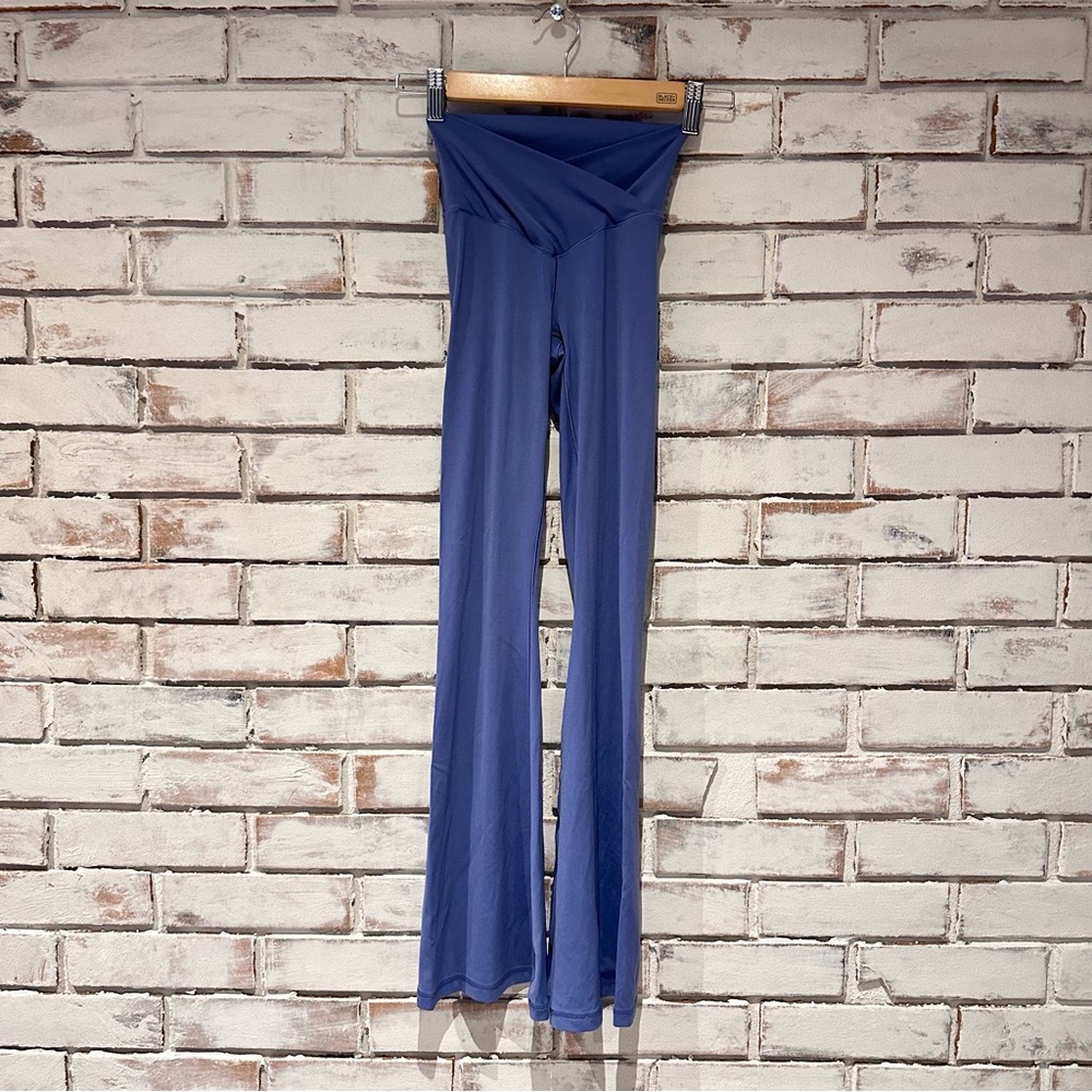 Aerie offline crossover flare leggings blue short inseam